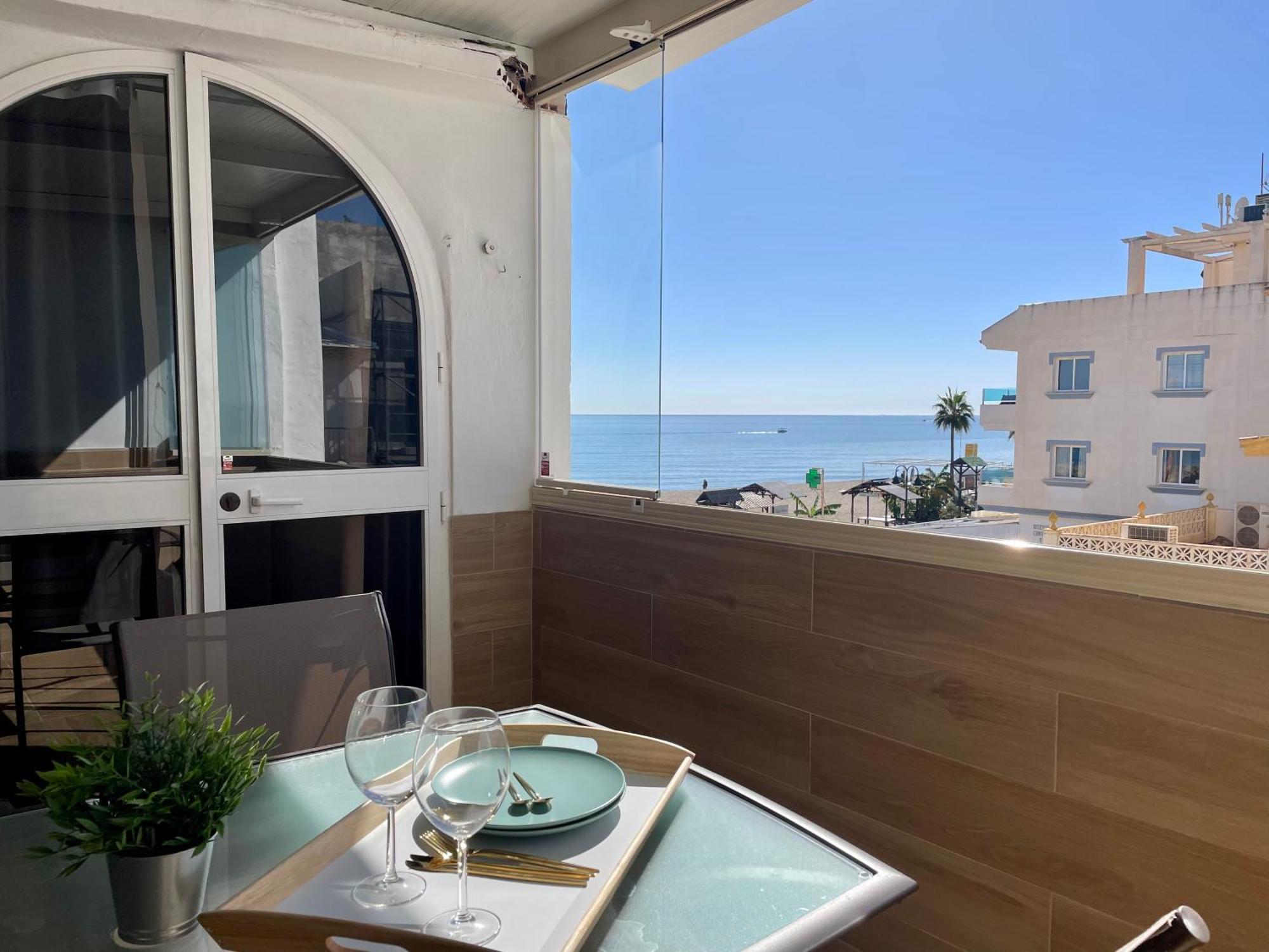 Apartamento Calma Carihuela Beach - 10 Metros De La Playa Torremolinos Exteriér fotografie
